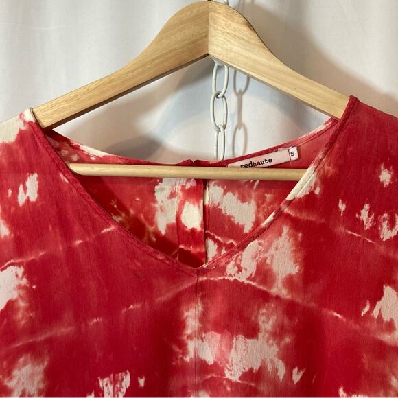 Red Haute 100% Silk Red and White Tie Dye Long Sleeve Button Back Blouse Top - Picture 2 of 8